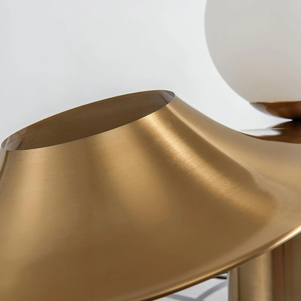 Vintage Bordslampa i Glas och Metall med Justerbar Ljusintensitet – Elegant Inredning för Hemmet 6