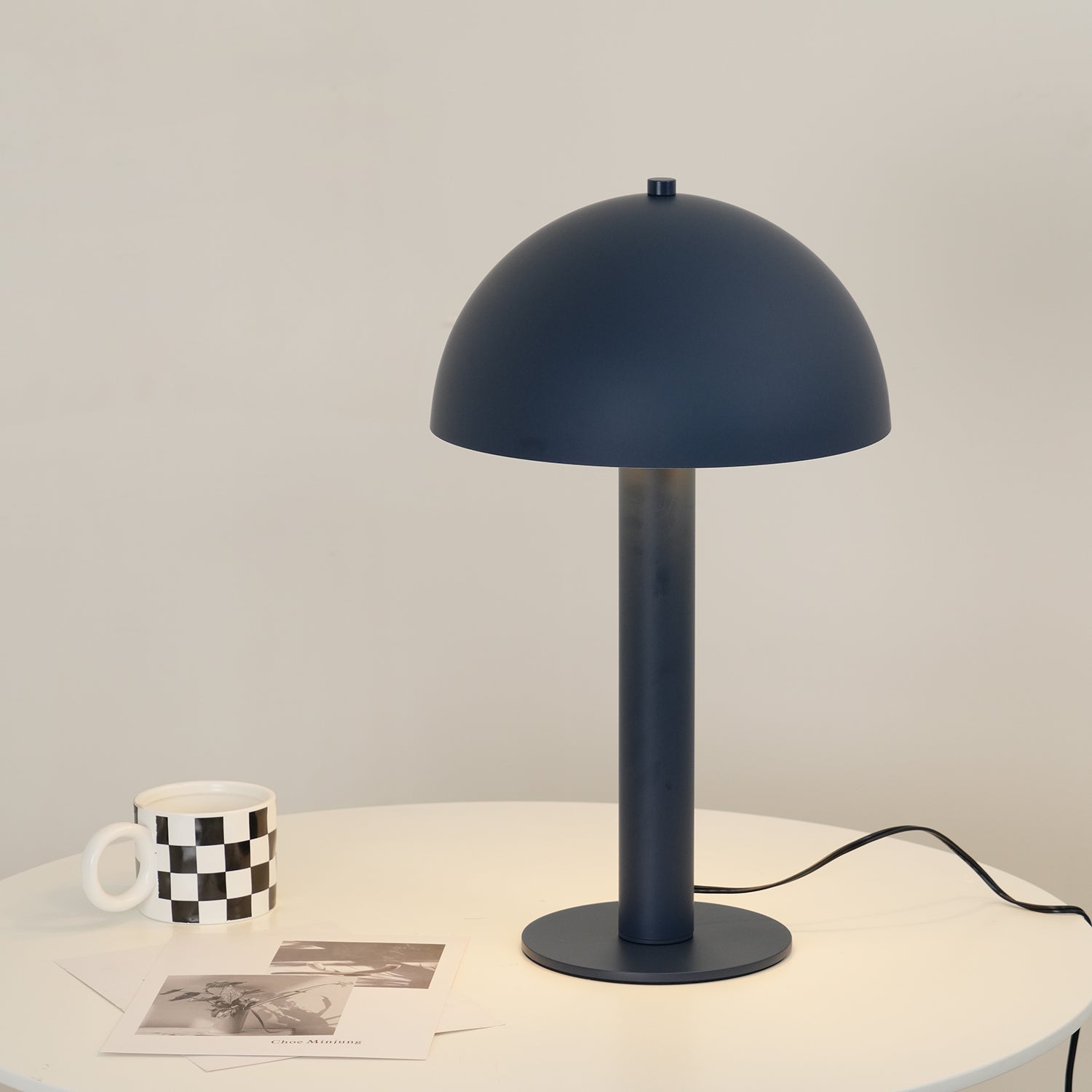 Bordslampa Svampformad Design – Elegant Belysning för Hemmet, Dimmerkompatibel, 30 cm Diameter, Vit, Blå, Koppar 0