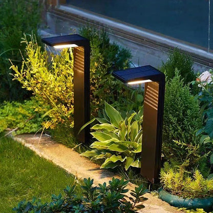 Elegant Solcellsdriven Trädgårdslampa med LED – Hållbar Utomhusbelysning, Varm Vit Ljus, Enkel Installation 1