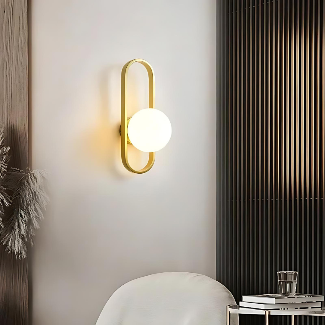 Elegant Svart Vägglampa med Frostat Glas – Modern LED Belysning för Säng och Inomhusbruk 3