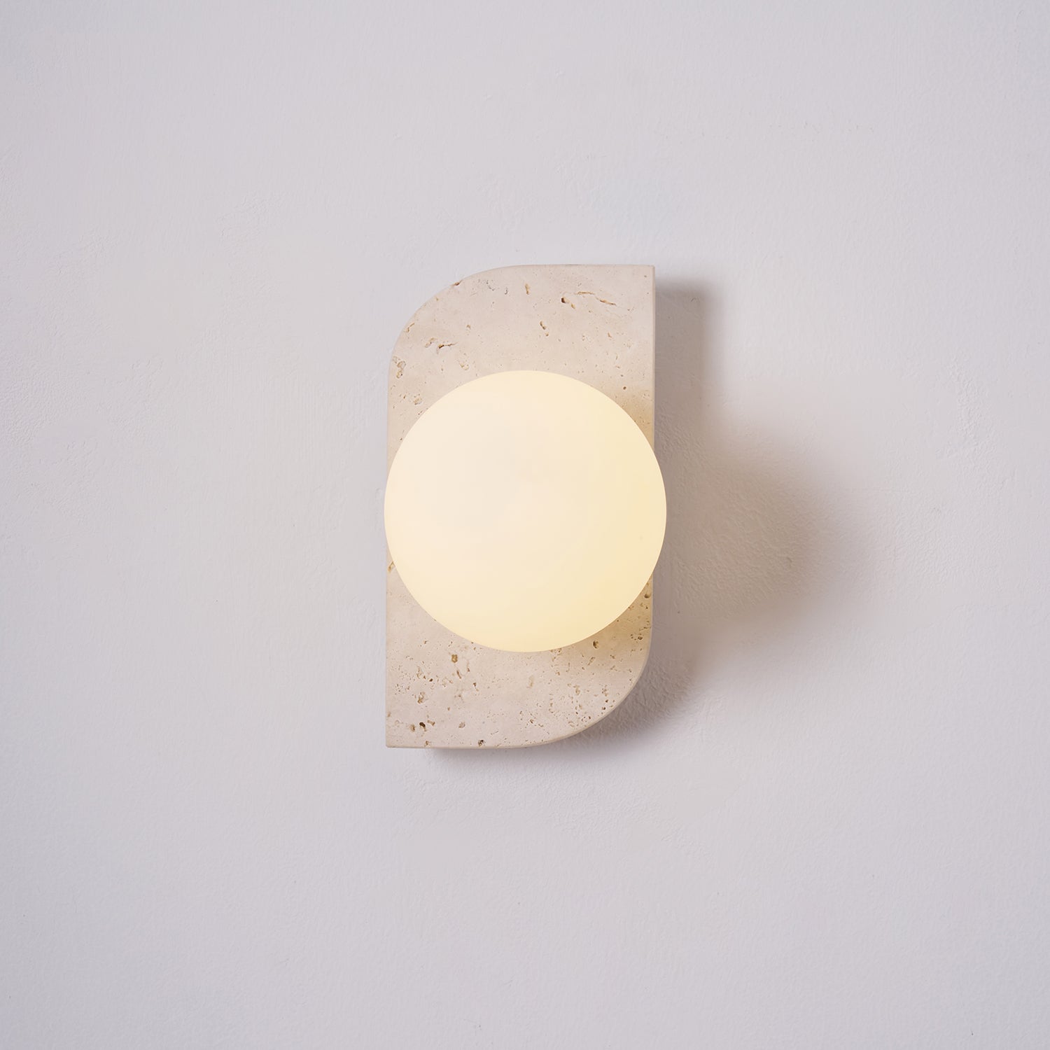 Elegant Vägglampa i Travertin för Vardagsrum och Badrum – Fuktbeständig, Dimmerkompatibel, Modern Design 0