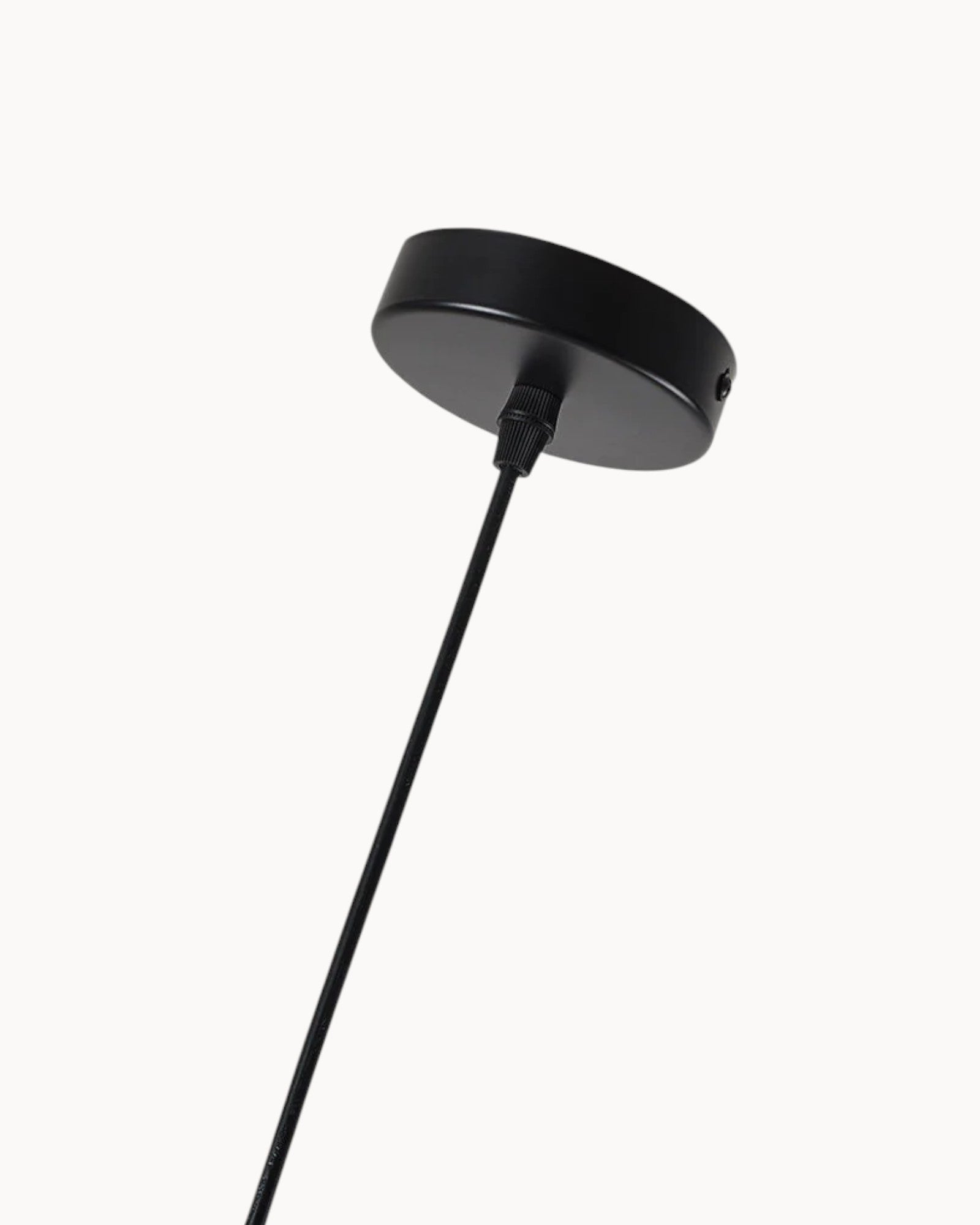 Justerbar Pendellampa i Glas med Varm LED-belysning – Elegant Design för Matsal och Kaféer 3