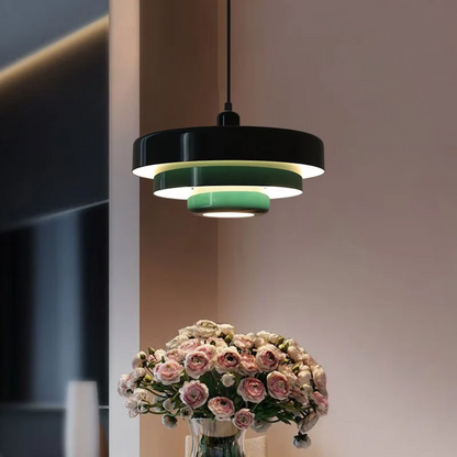 Medeltida Svart Vägglampa i Metall och Glas – Nordisk Design för Inomhusbruk med Varmt Ljus 5