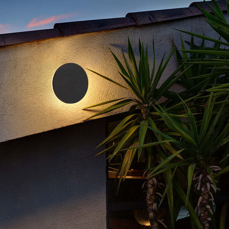 Minimalistisk LED Utomhuslampa – Väderbeständig Fasadbelysning för Terrass och Ingång, Enkel Installation 4