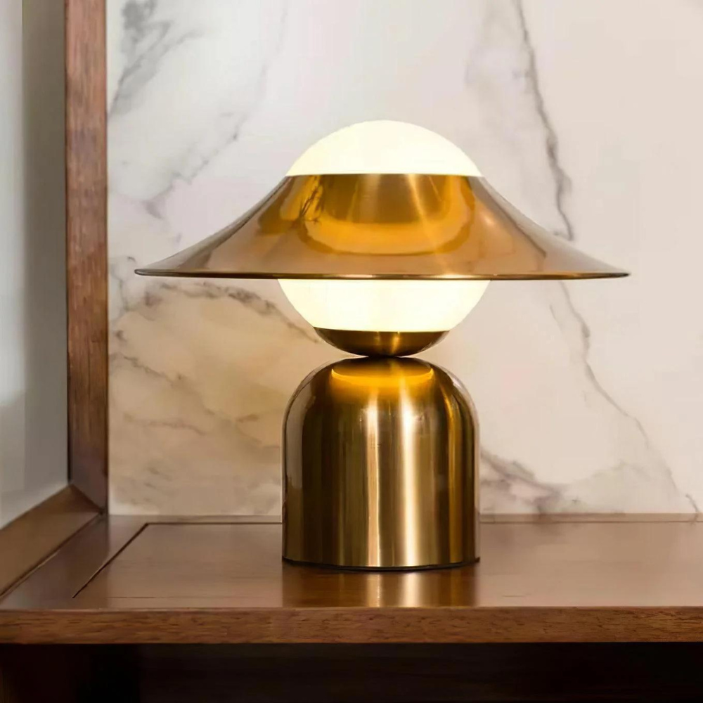 Vintage Bordslampa i Glas och Metall med Justerbar Ljusintensitet – Elegant Inredning för Hemmet 1