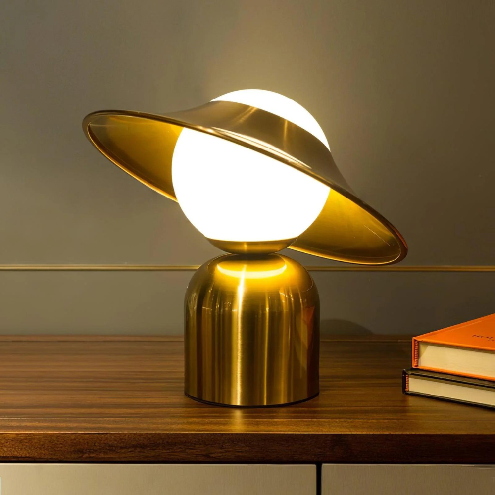 Vintage Bordslampa i Glas och Metall med Justerbar Ljusintensitet – Elegant Inredning för Hemmet 2